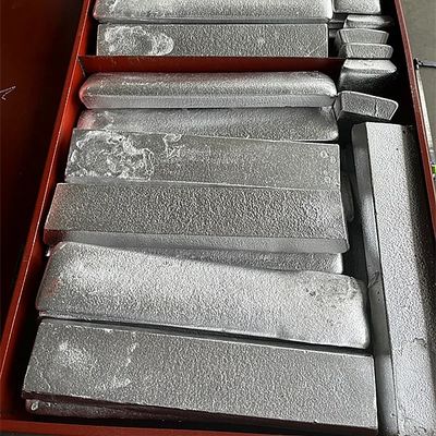 Aluminum Zinc Master Alloy AlZn10 AlZn20 Waffle Ingot with 10% / 20% Zinc Content and 660-750 C Melting Temperature for Zinc Aluminum Smelting