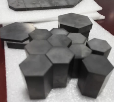 NIJ IV Standard Silicon Carbide Body Armour Plate ด้วยความอดทนต่ออุณหภูมิสูงและความทนทานต่อการสวม