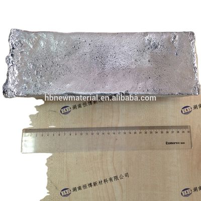 อัลคิว Master Alloy Ingot ที่มีสารทองแดง 50% สําหรับการปรับปรุงเมล็ดพันธุ์ในอุปกรณ์อากาศ