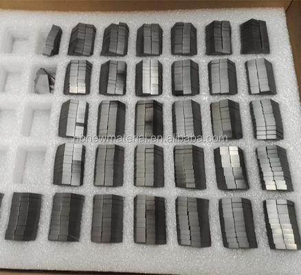 แผ่นซิลิคอนคาร์ไบด์สำหรับใช้งานในอุตสาหกรรม ความหนาแน่น 3.15 กรัม/ลูกบาศก์เซนติเมตร ขนาด 50x50 และ 100x100