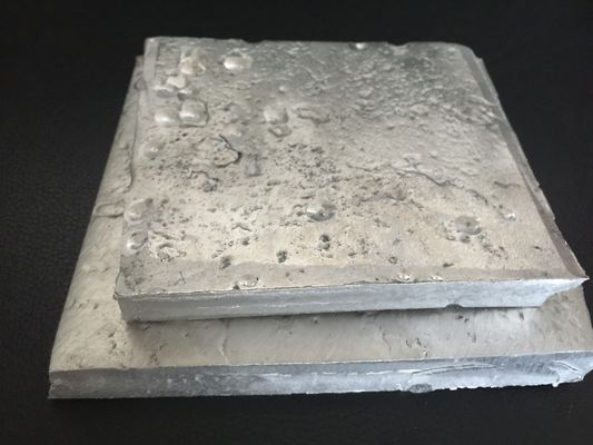 อลูมิเนียม โคบัลต์ AlCo10 Master Alloy 10% Co Content Ingot สําหรับการปรับปรุงเมล็ด