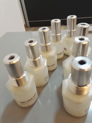 หัวพ่นคาร์ไบด์โบรอน เกลียวละเอียด M10x1.0 และดีไซน์กะทัดรัด 50x15 มม. สำหรับการพ่นทรายความแม่นยำ