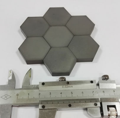 SIC Plate Silicon Carbide กระสุนกันกระสุน Plate with High Temperature Tolerance ความทนทานต่อการกัดกร่อนและความแข็งแรงในการบิดสูง
